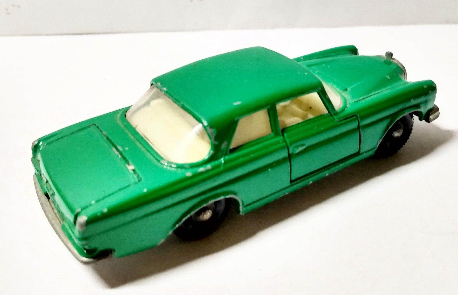 Lesney Matchbox 46 Mercedes-Benz 300SE 1968 England Green - TulipStuff
