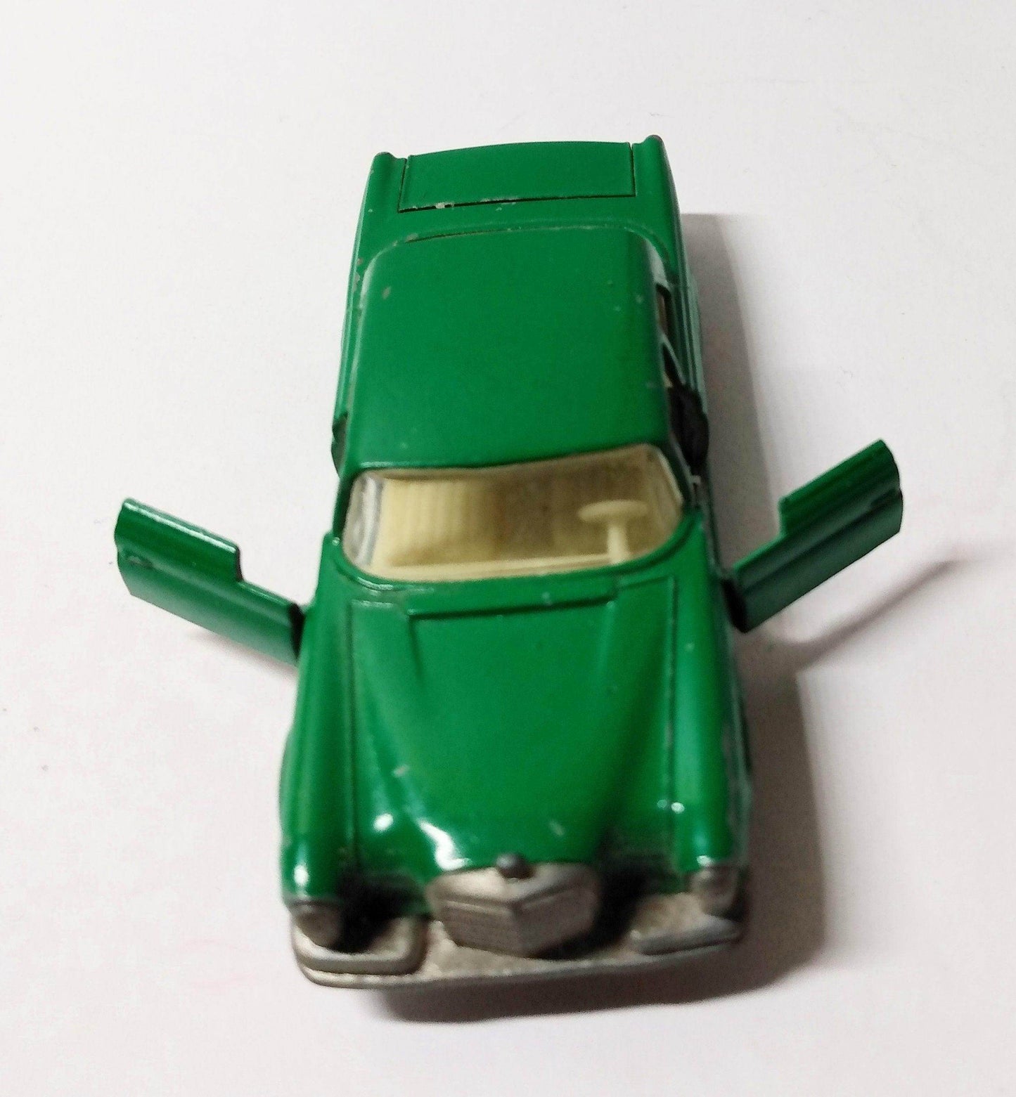 Lesney Matchbox 46 Mercedes-Benz 300SE 1968 England Green - TulipStuff