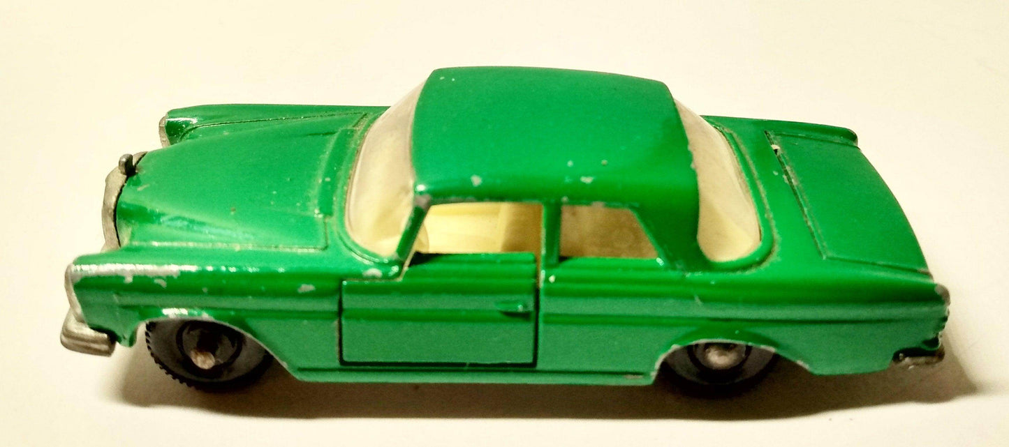 Lesney Matchbox 46 Mercedes-Benz 300SE 1968 England Green - TulipStuff
