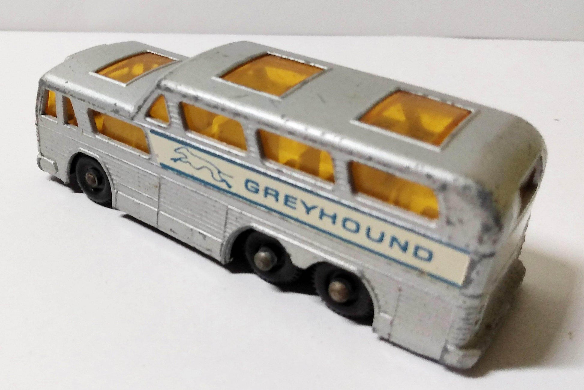 Lesney Matchbox No 66 Greyhound Bus Coach Diecast 1967 - TulipStuff