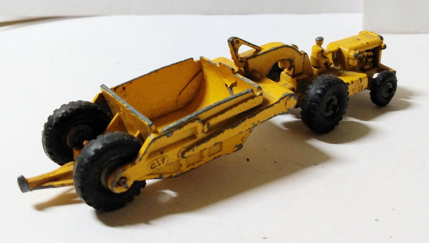 Lesney Matchbox Major Pack M1 Caterpillar Earth Scraper Earthmover 1957 - TulipStuff