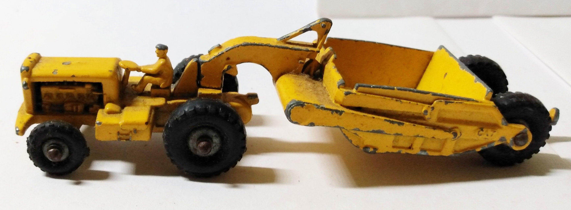 Lesney Matchbox Major Pack M1 Caterpillar Earth Scraper Earthmover 1957 - TulipStuff