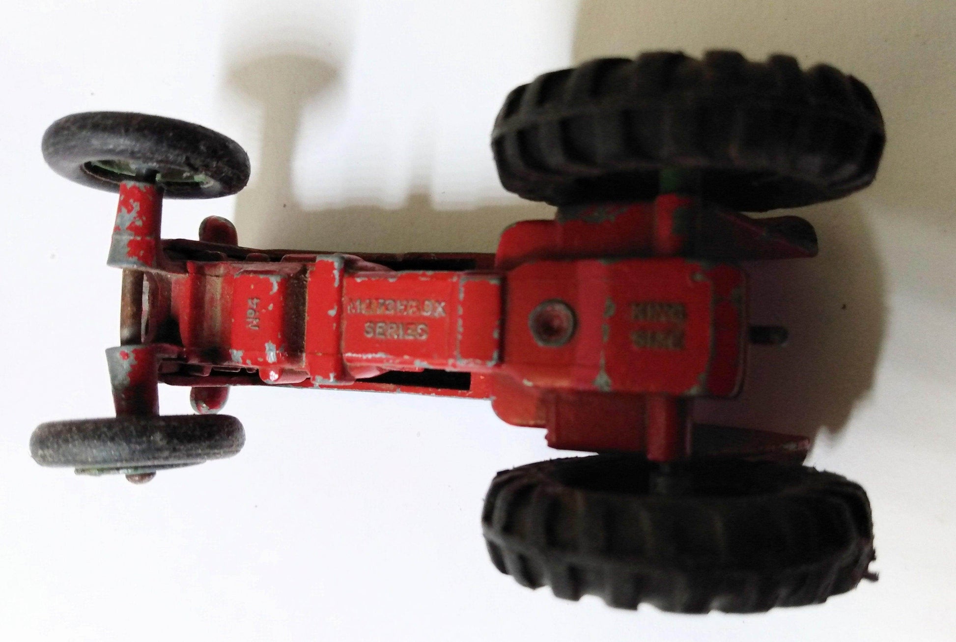 Lesney Matchbox King Size K4 McCormick International Tractor 1960 - TulipStuff