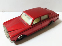 Load image into Gallery viewer, Lesney Matchbox no. 24 Rolls Royce Silver Shadow Made in England 1967 - TulipStuff
