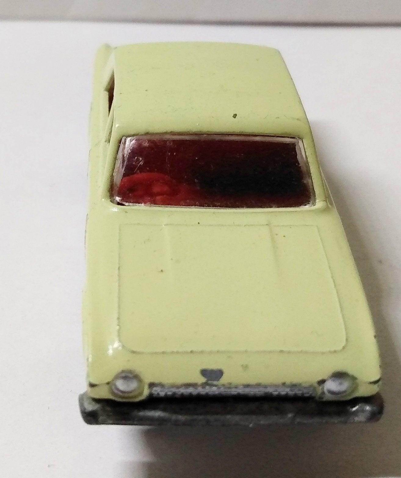 Lesney Matchbox No 45 Ford Corsair 1500 England 1965 - TulipStuff