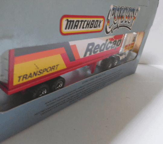 Lesney Matchbox Convoy CY8 Kenworth C.O.E. Peterbilt Box Truck Redcap - TulipStuff