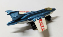 Load image into Gallery viewer, Lesney Matchbox no. 2 S-2 Jet Airplane Viper England 1981 - TulipStuff
