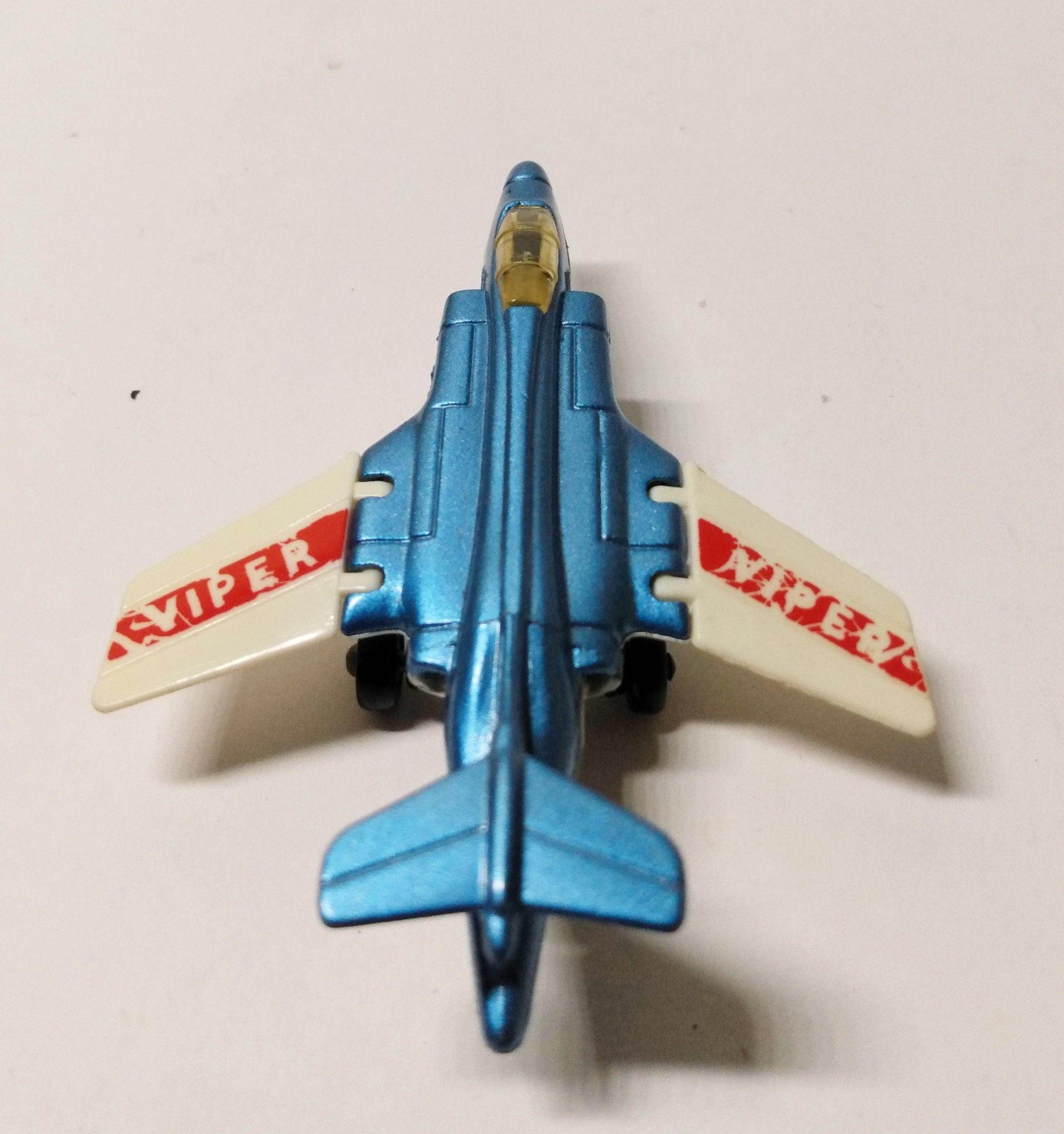 Lesney Matchbox no. 2 S-2 Jet Airplane Viper England 1981 - TulipStuff