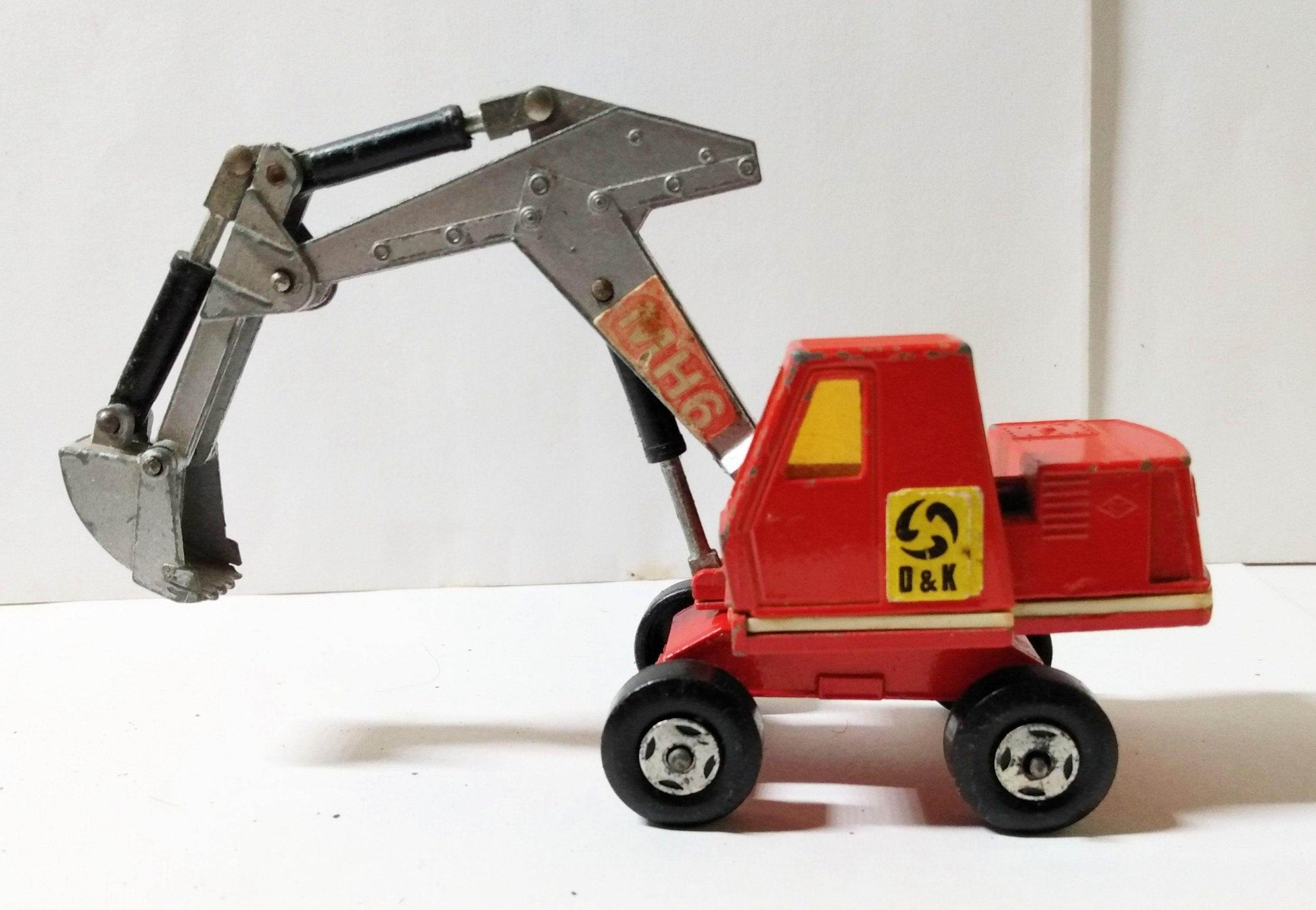 Lesney Matchbox King Size K1 O&K Hydraulic Excavator 1970 - TulipStuff