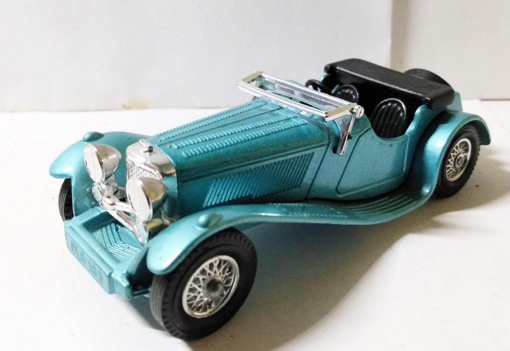 Lesney Matchbox Models of Yesteryear Y1 1936 Jaguar SS100 - TulipStuff