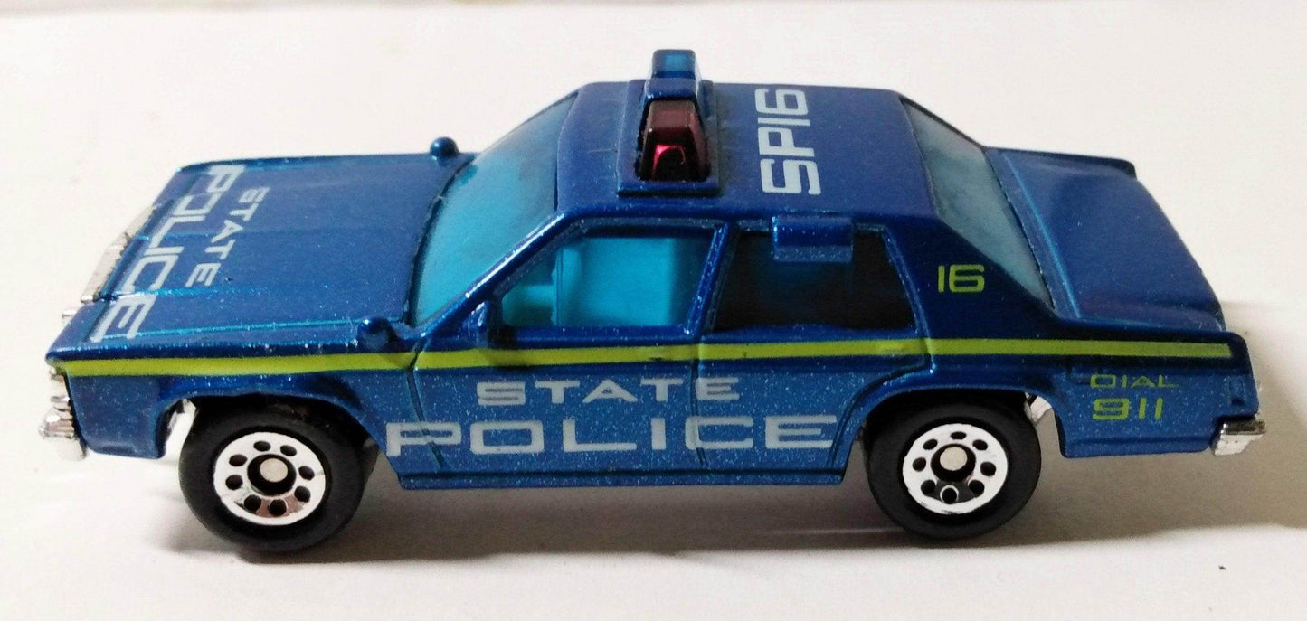 Matchbox 16 Ford LTD State Police Car Diecast Metal 1996 - TulipStuff