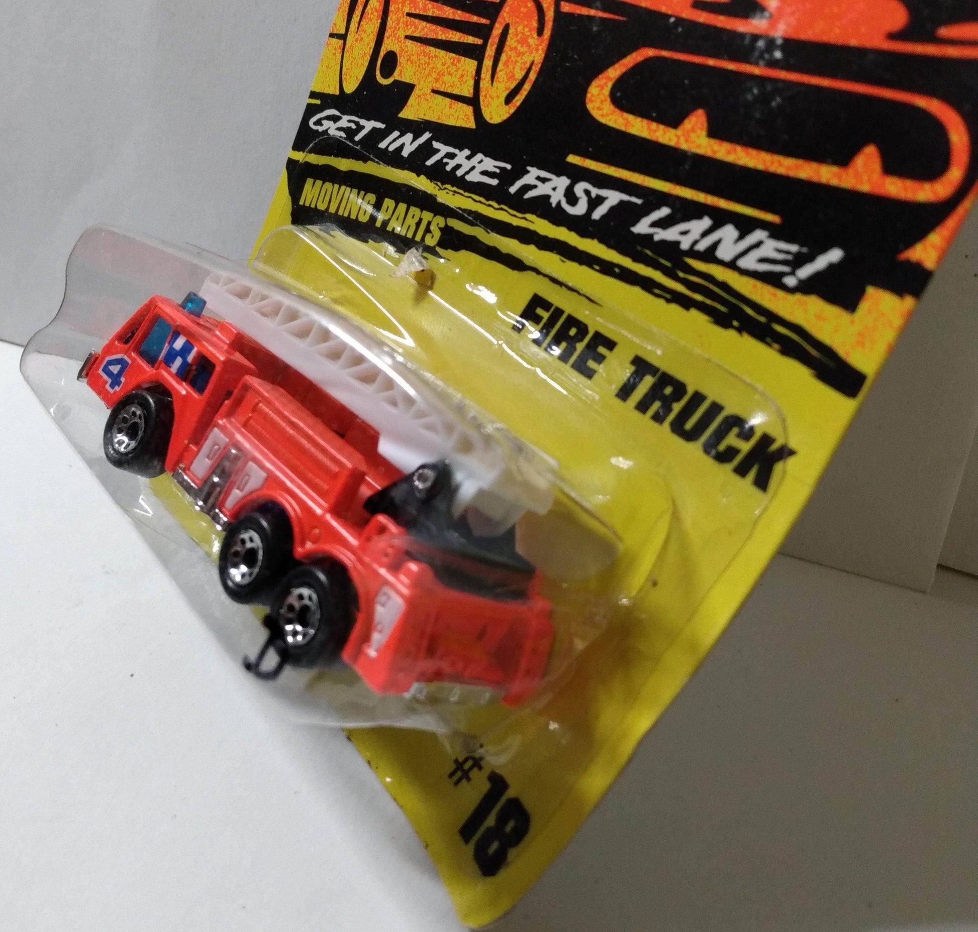 Matchbox 18 Extending Ladder Fire Truck Orange Diecast 1994 - TulipStuff