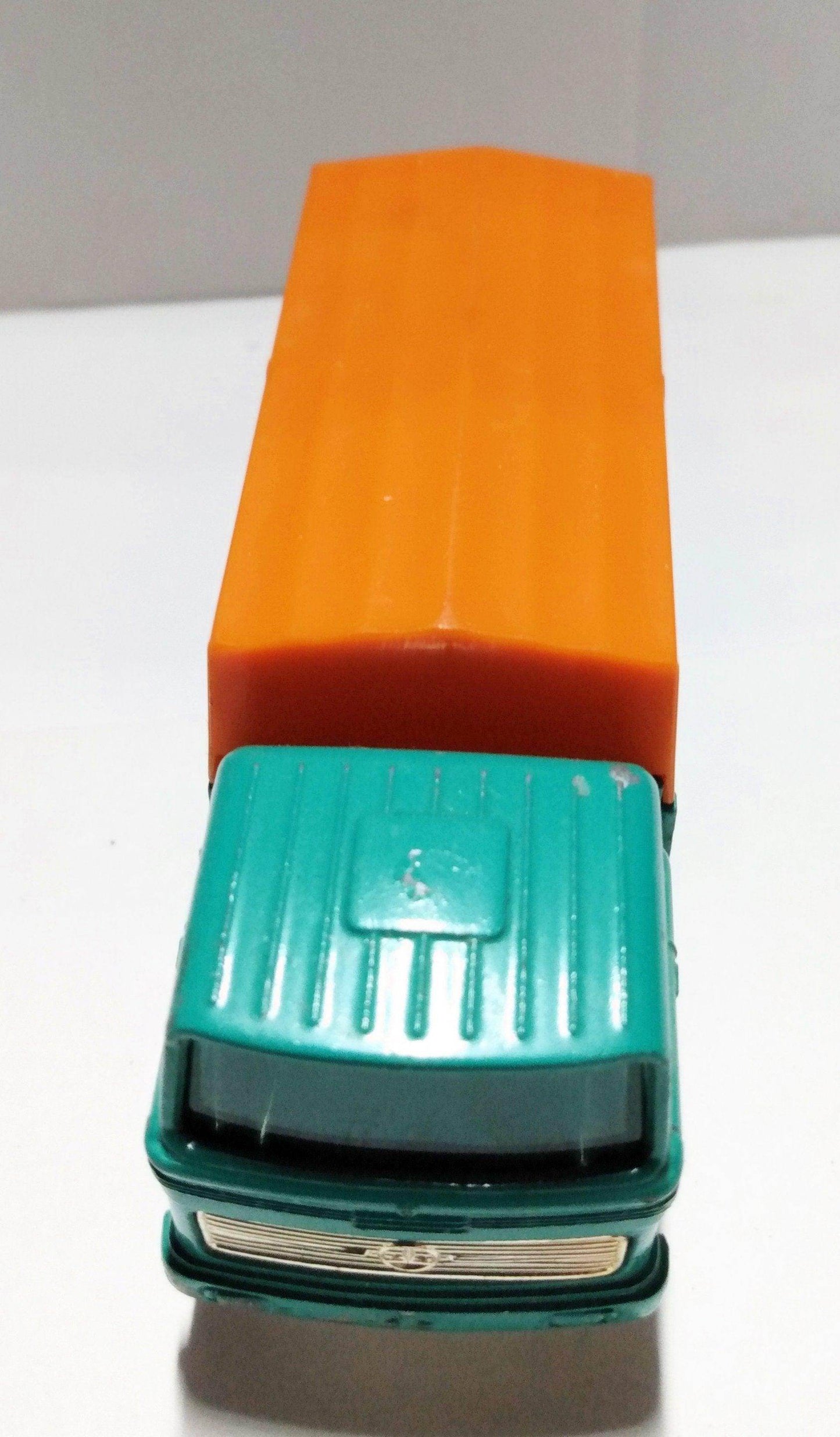 Lesney Matchbox No 1 Mercedes Benz Lorry Truck 1968 England - TulipStuff