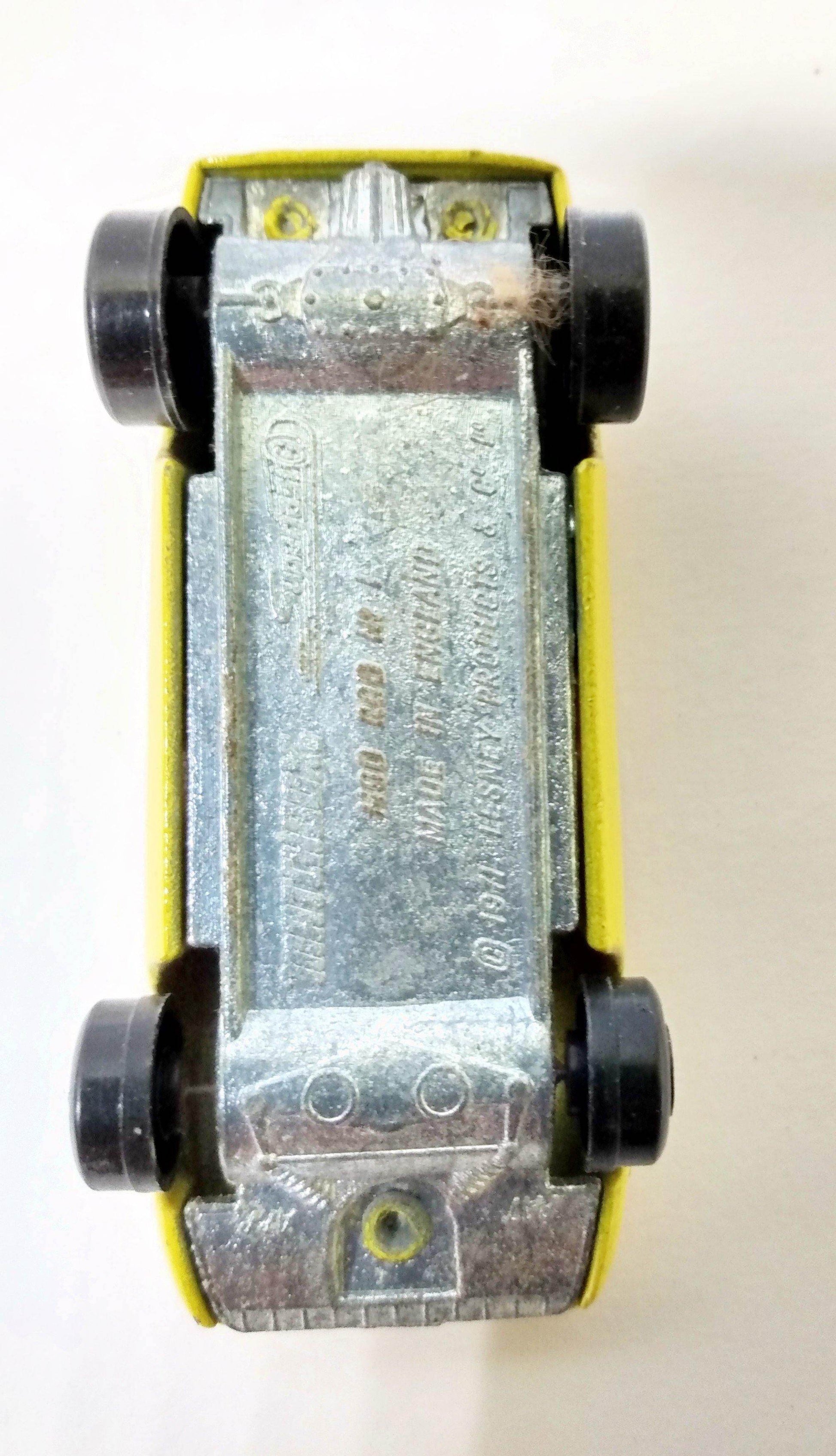 Lesney Matchbox 1 Mod Rod Spotted Cat Label England 1971 - TulipStuff