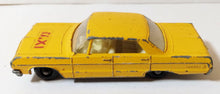 Load image into Gallery viewer, Lesney Matchbox no. 20 Chevrolet Impala Taxi 1965 - TulipStuff
