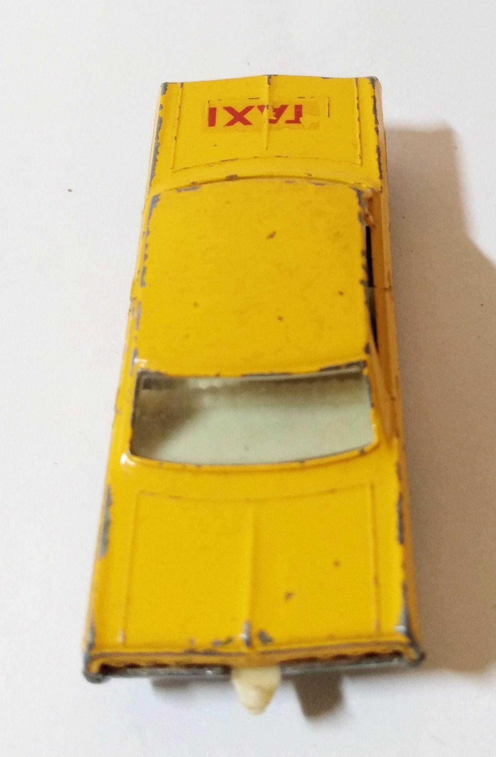 Lesney Matchbox no. 20 Chevrolet Impala Taxi 1965 - TulipStuff