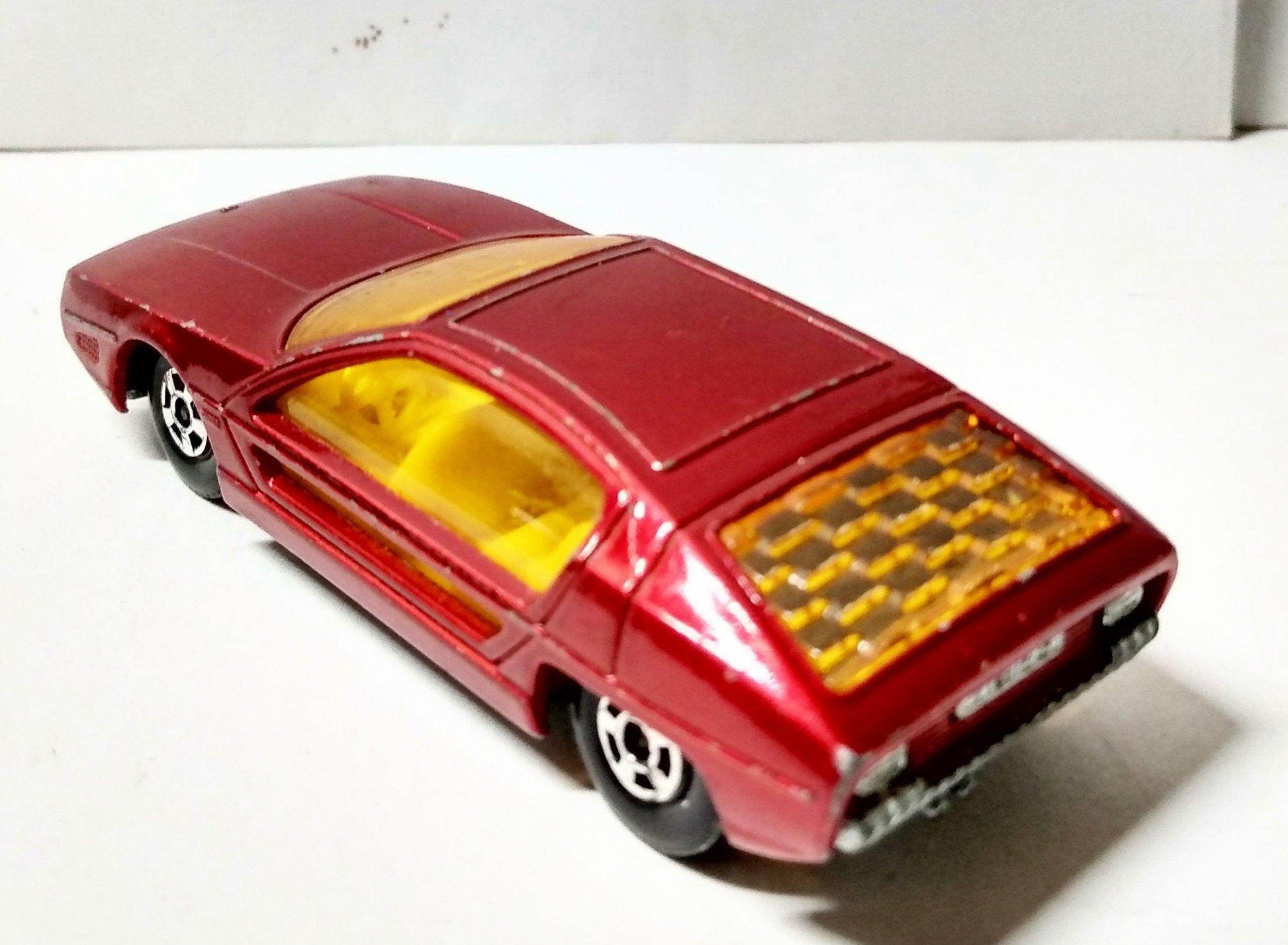 Lesney Matchbox no. 20 Lamborghini Marzal Superfast England 1969 - TulipStuff