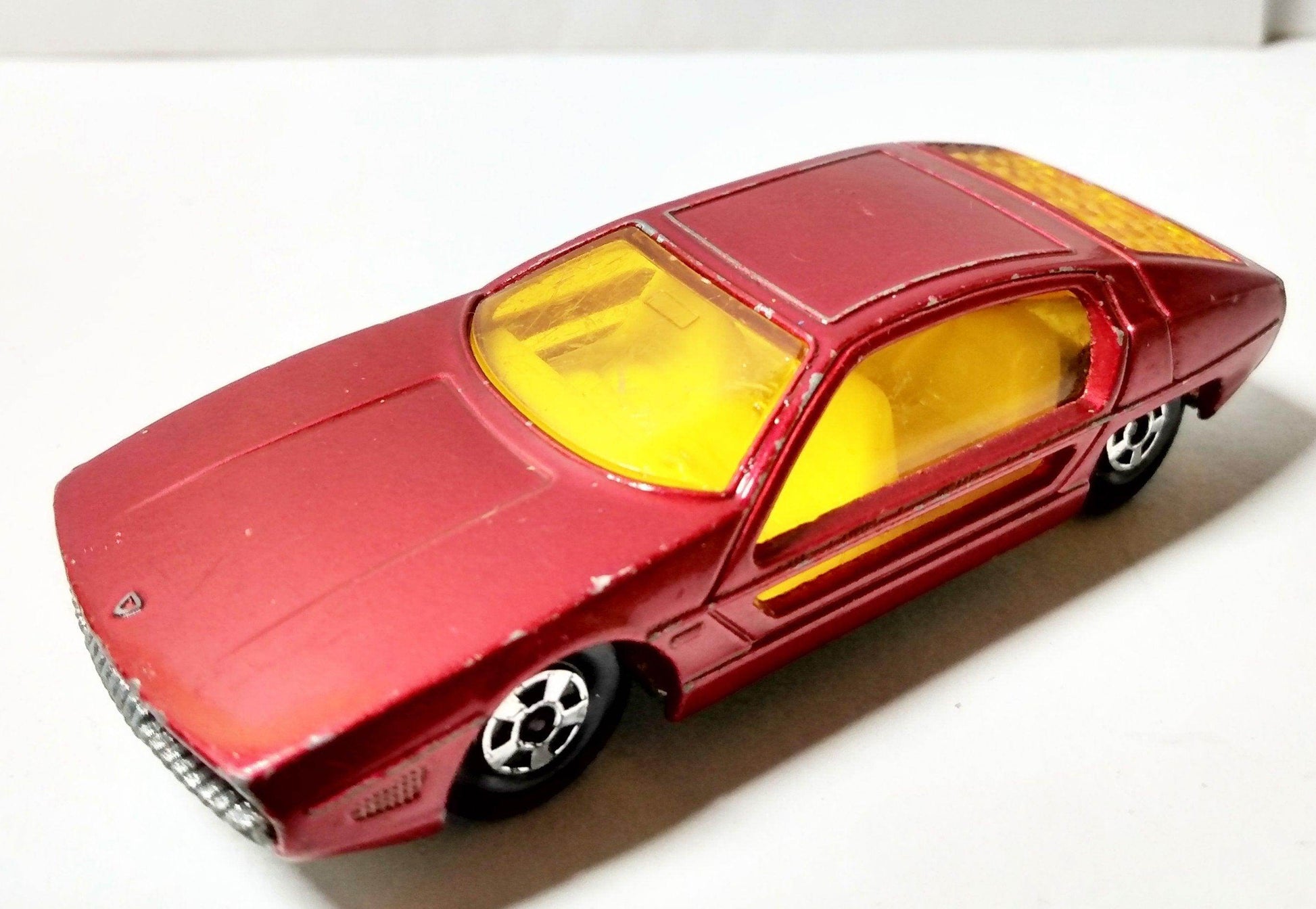 Lesney Matchbox no. 20 Lamborghini Marzal Superfast England 1969 - TulipStuff