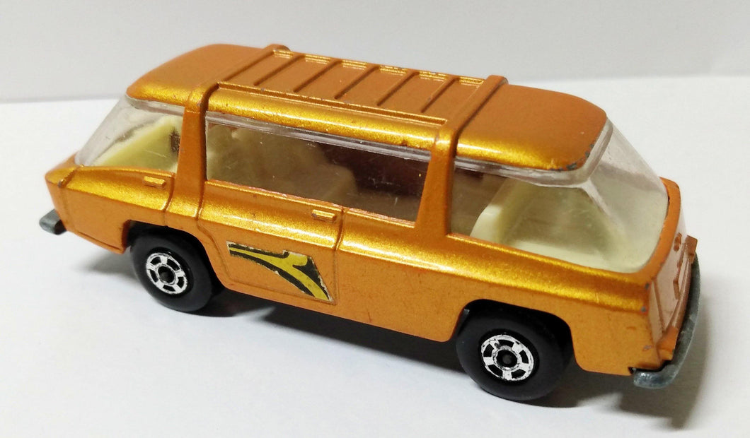 Matchbox 22 Freeman Inter-City Commuter Coach England 1971 Gold - TulipStuff