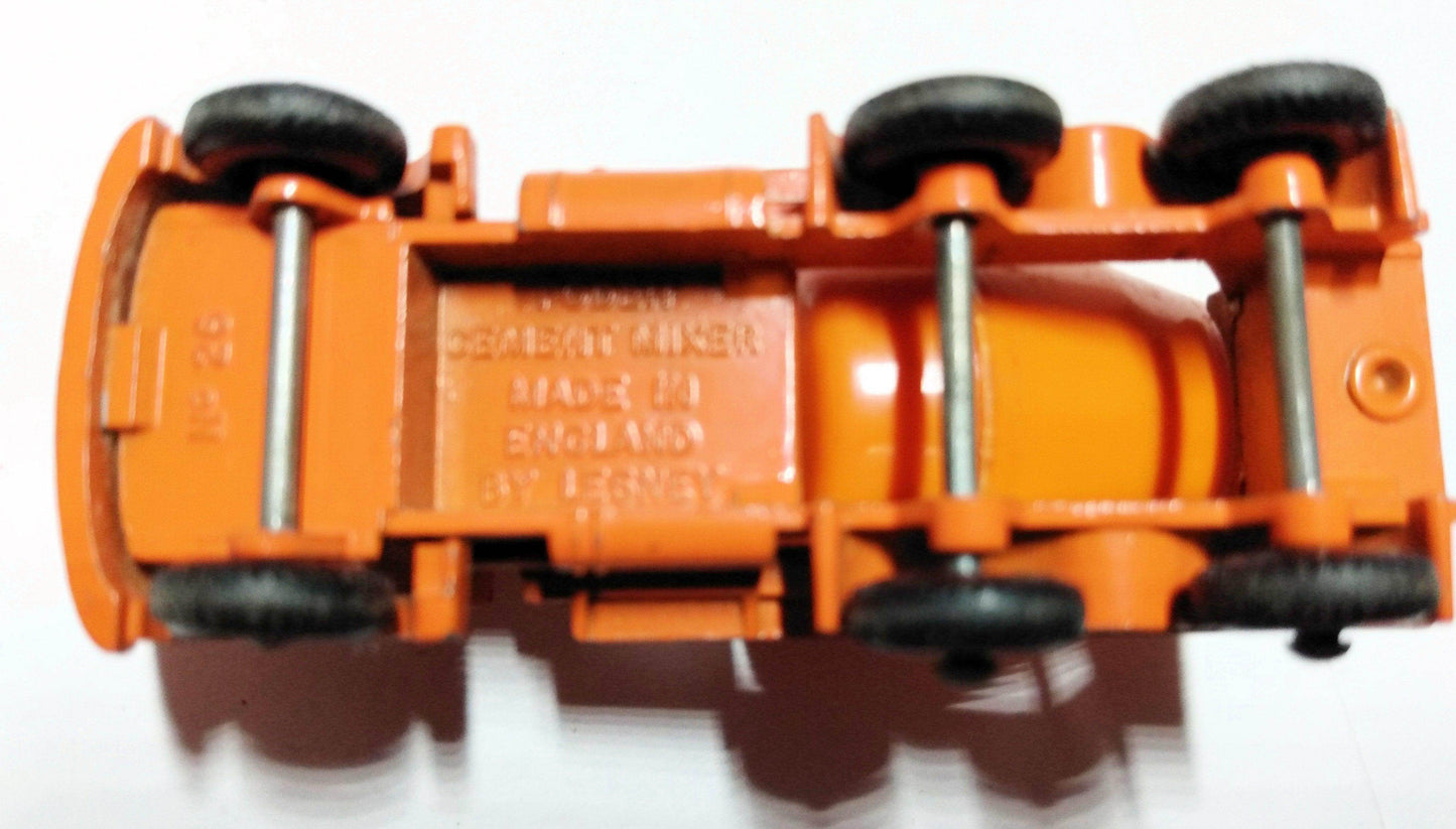 Lesney Matchbox 26 Foden Cement Mixer Truck 1961 England - TulipStuff