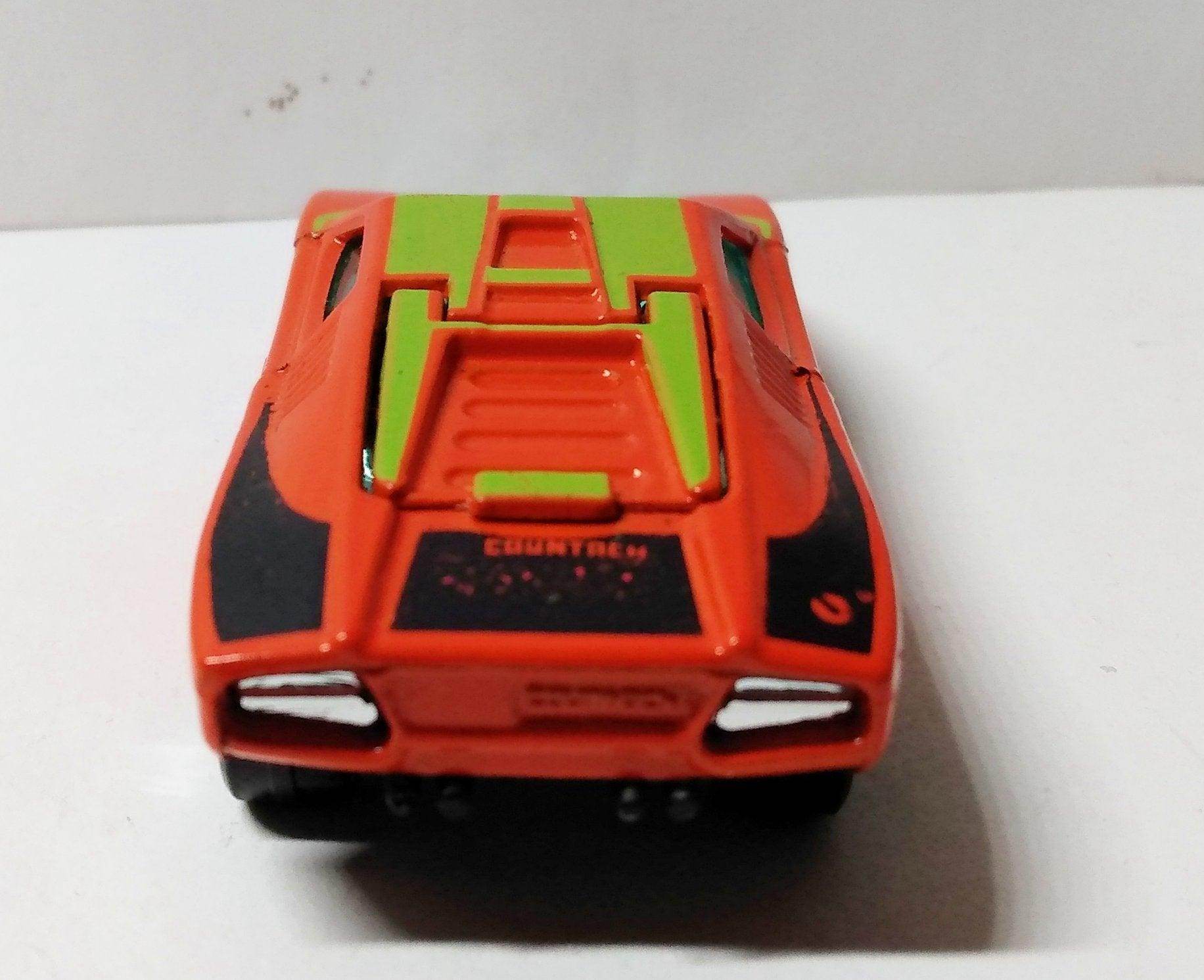 Lesney Matchbox 27 Lamborghini Countach Streakers Superfast 1975 - TulipStuff