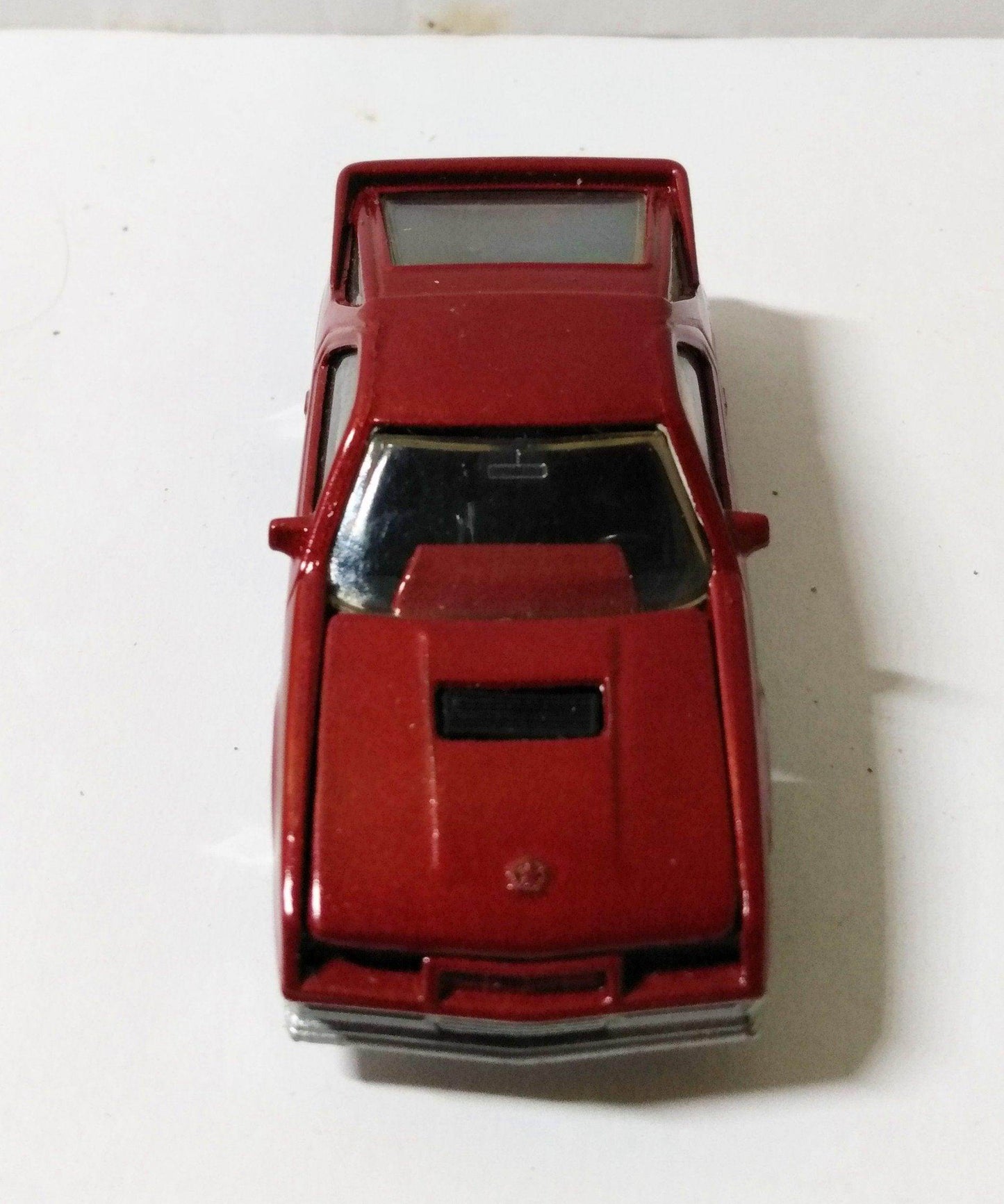 Matchbox no. 28 1984 Dodge Daytona Turbo Z England - TulipStuff