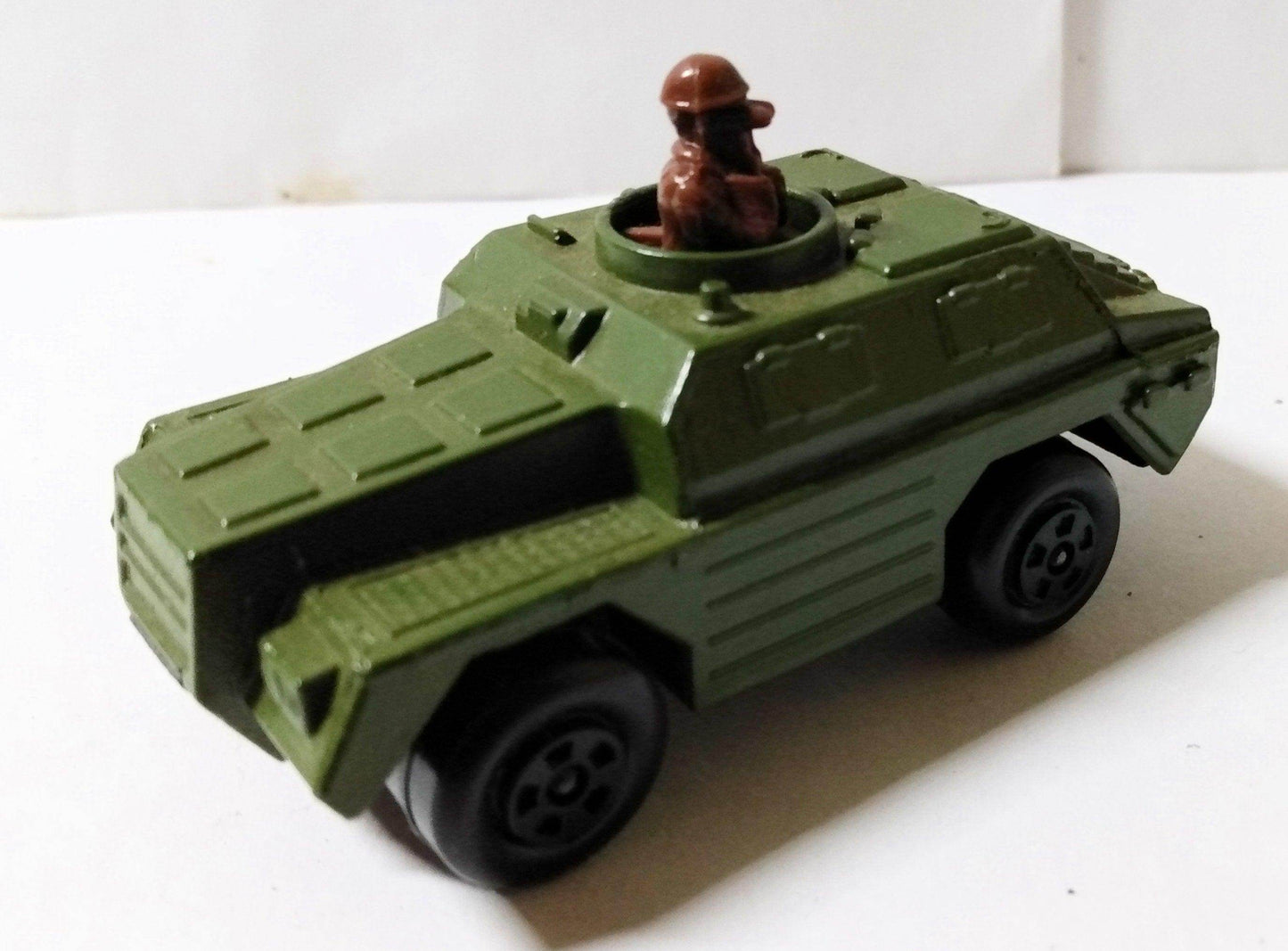 Lesney Matchbox No. 28 Stoat Armored Truck Army Rola-matics 1974 - TulipStuff