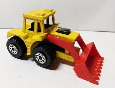 Lesney Matchbox no. 29 Tractor Shovel Superfast Made in England 1976 - TulipStuff