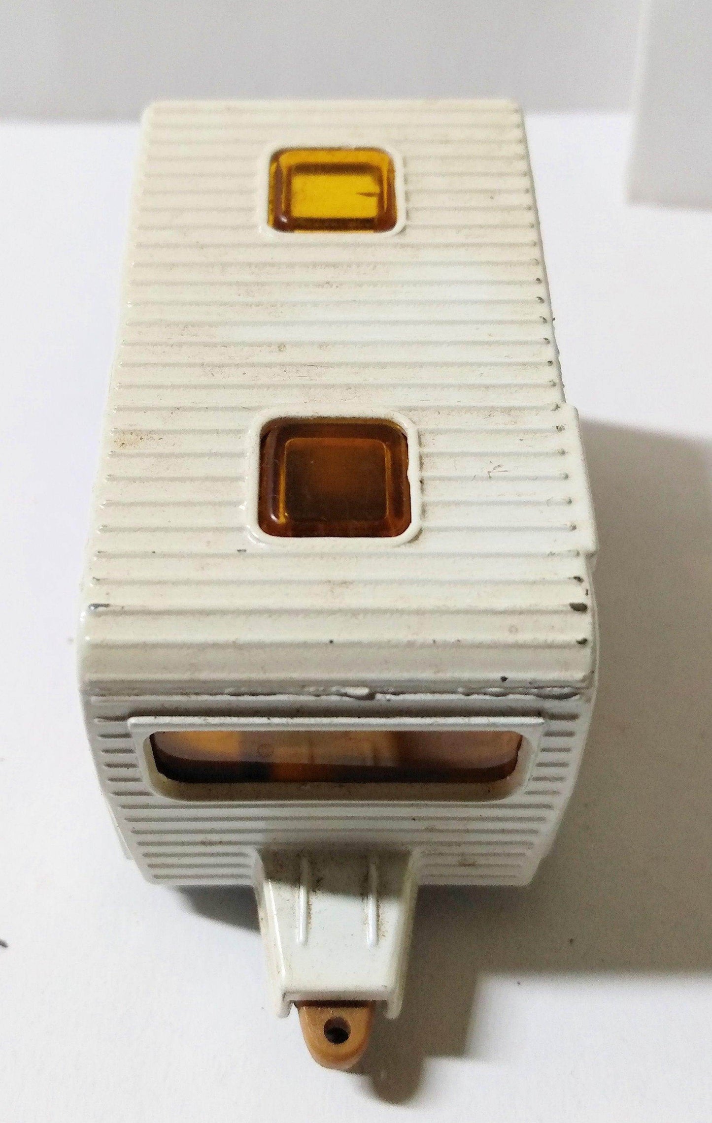 Matchbox 31 Caravan Travel Trailer RV Camper Superfast England 1977 - TulipStuff