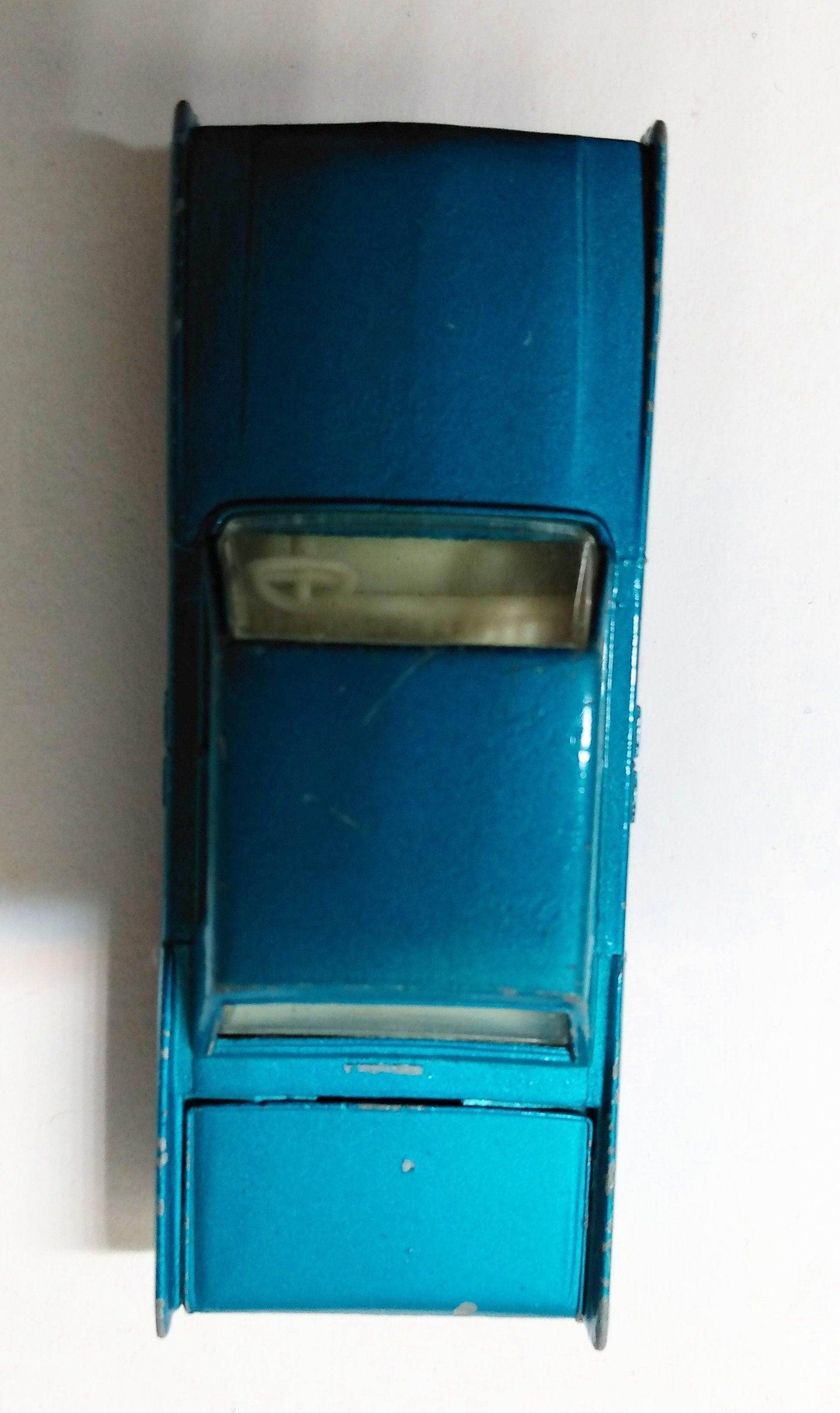 Lesney Matchbox 31 Lincoln Continental England 1964 Blue - TulipStuff