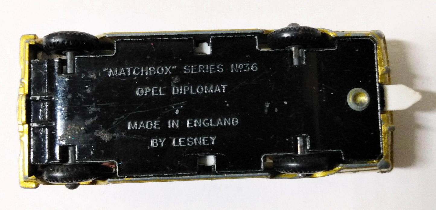 Lesney Matchbox 36 Opel Diplomat Sedan England 1966 - TulipStuff