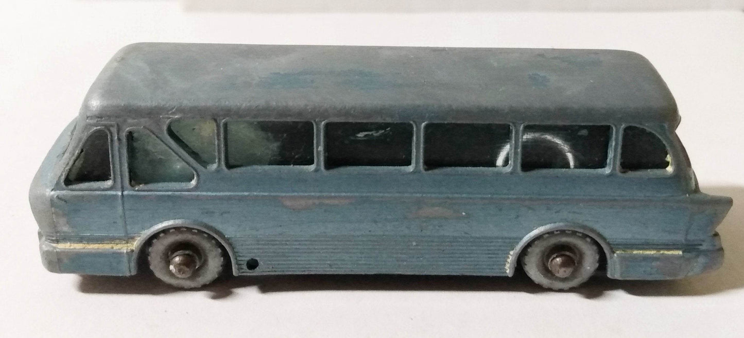 Lesney Matchbox No 40 Leyland Royal Tiger Coach 1961 - TulipStuff