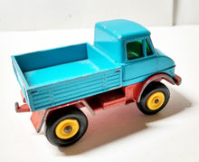 Load image into Gallery viewer, Lesney Matchbox No 49 Mercedes Unimog Diecast 1967 England - TulipStuff
