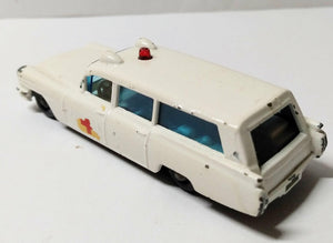 Lesney Matchbox 54 S&S Cadillac Ambulance 1965 England - TulipStuff