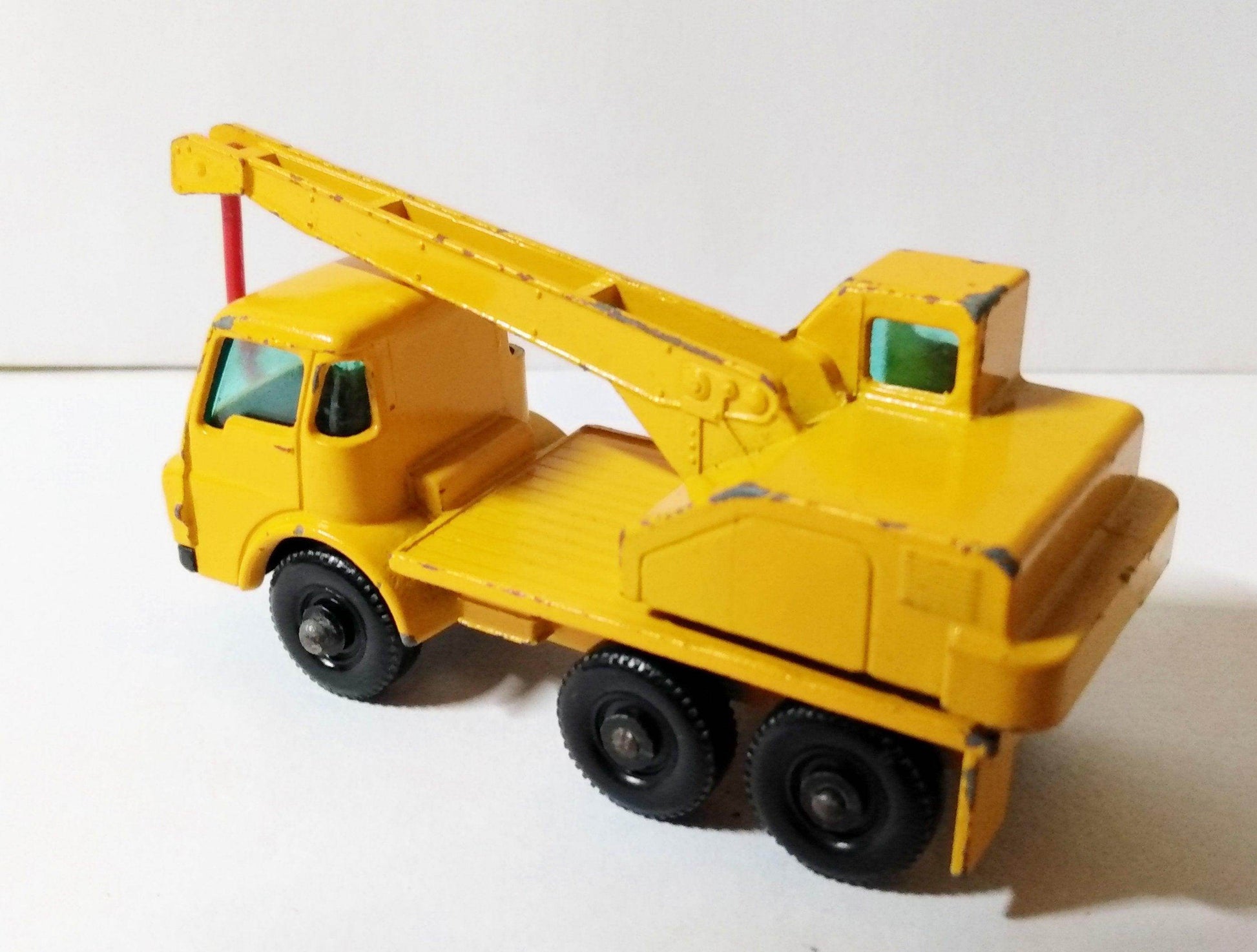Lesney Matchbox 63 Dodge Crane Truck Construction Toy 1968 England - TulipStuff