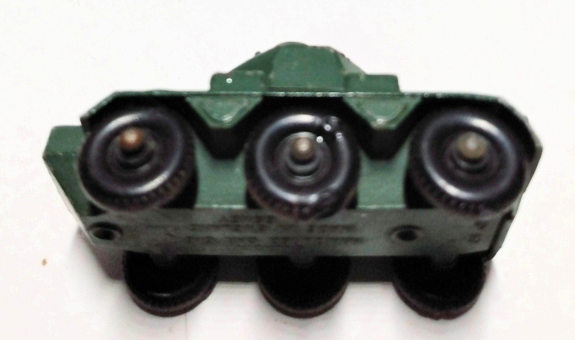 Lesney Matchbox No. 67 Saladin Armoured Car Army Tank England 1959 - TulipStuff