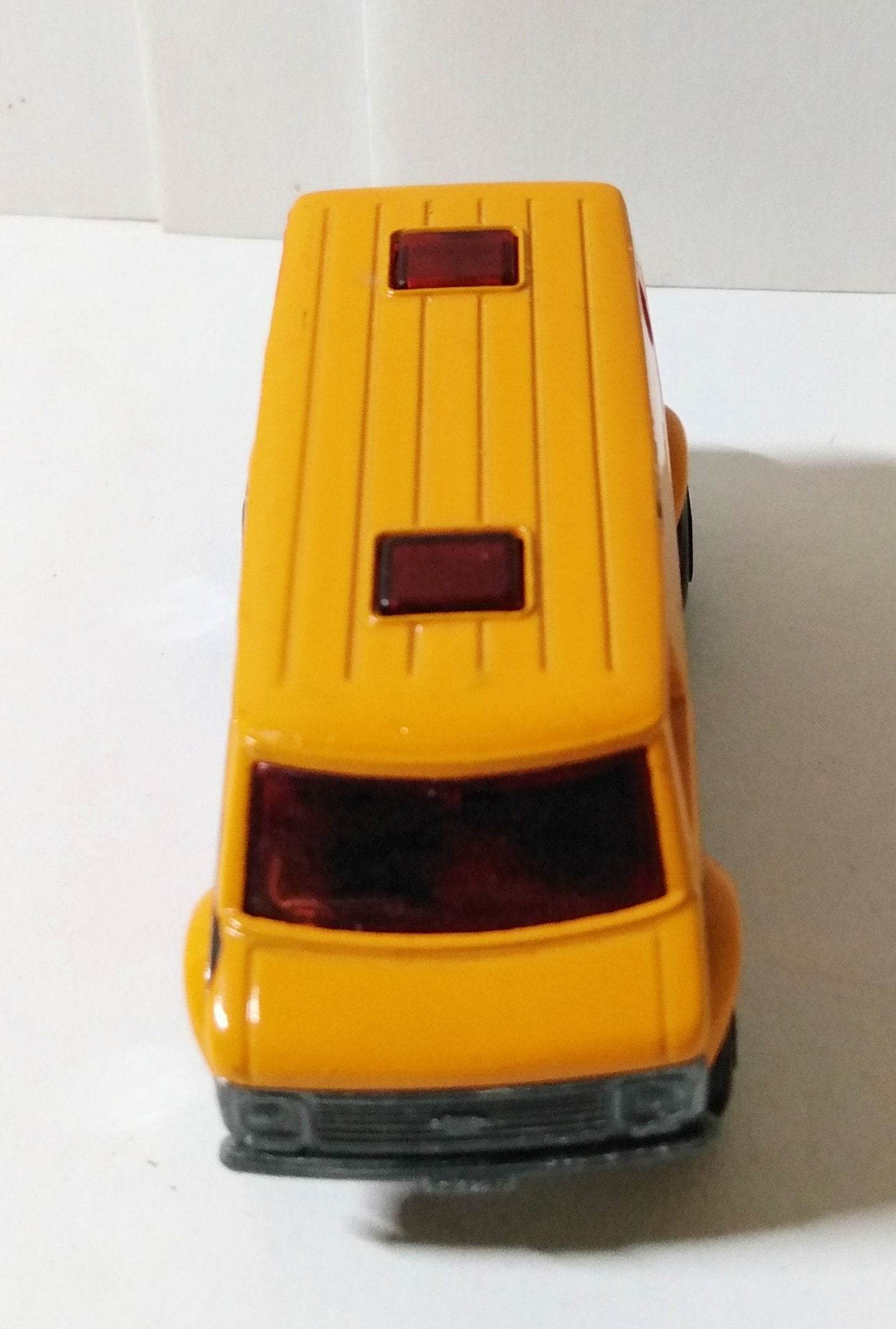 Lesney Matchbox 68 Chevy Van Superfast England 1979 Orange - TulipStuff