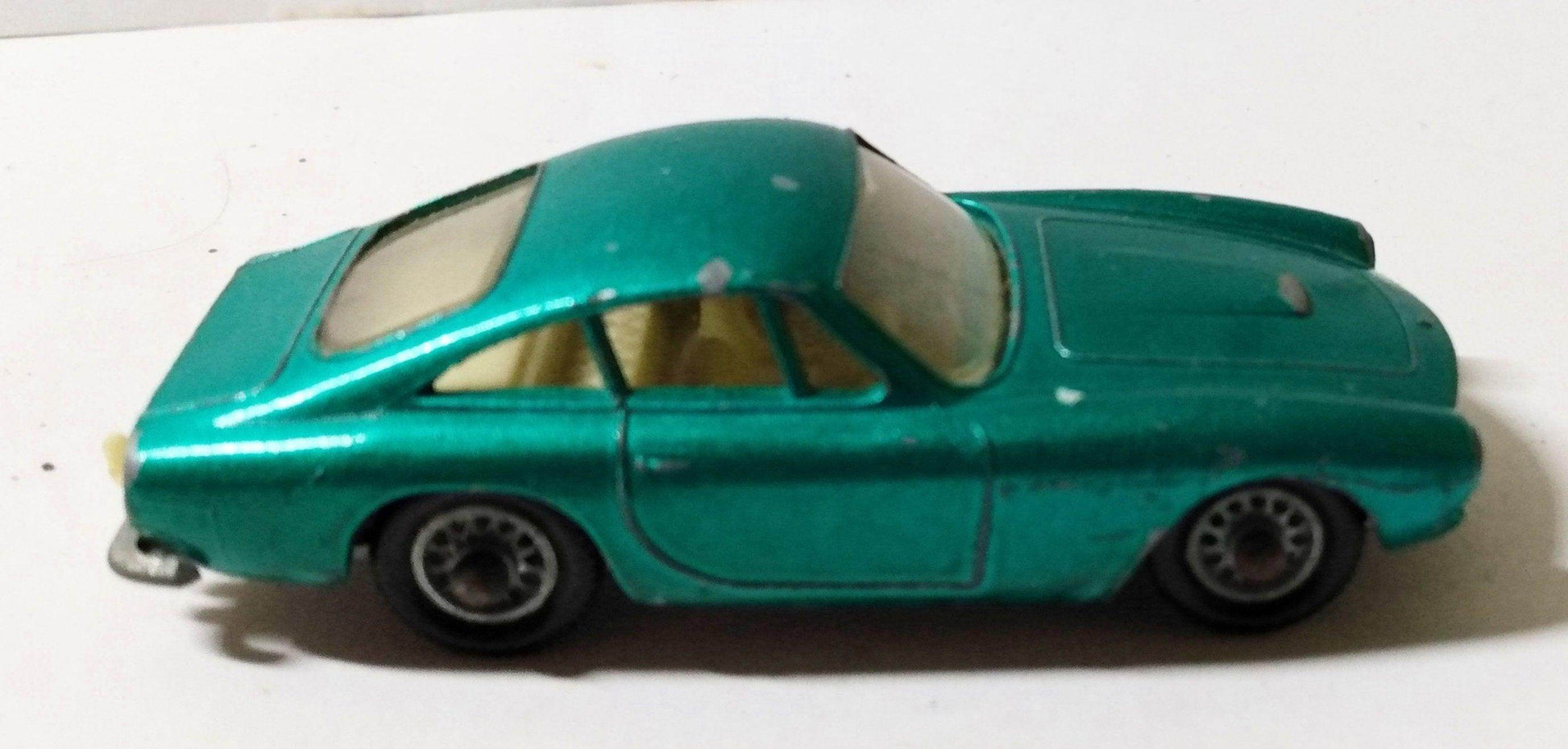 Lesney Matchbox no. 75 Ferrari Berlinetta Wire Wheels Made in England 1965 - TulipStuff