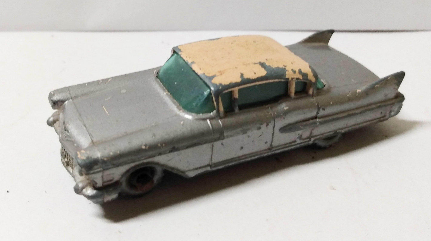 Lesney Matchbox 27 Cadillac Sixty Silver Wheels 1960 England - TulipStuff