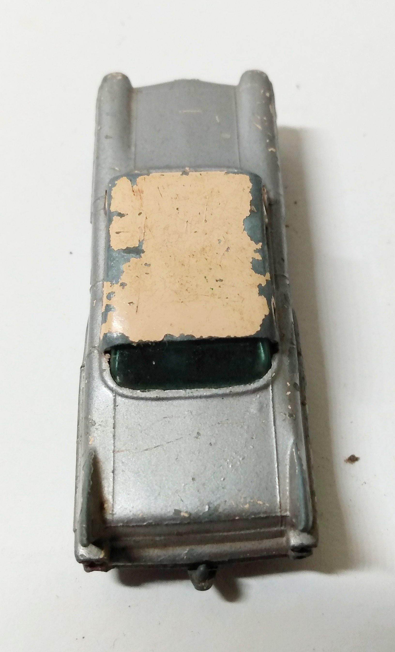 Lesney Matchbox 27 Cadillac Sixty Silver Wheels 1960 England - TulipStuff