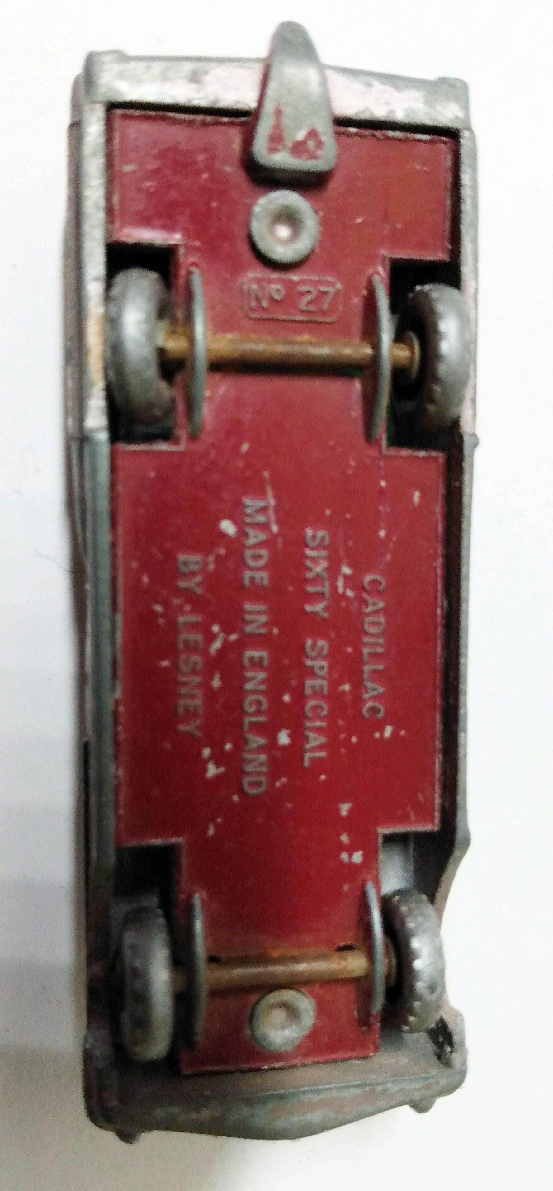 Lesney Matchbox 27 Cadillac Sixty Silver Wheels 1960 England - TulipStuff