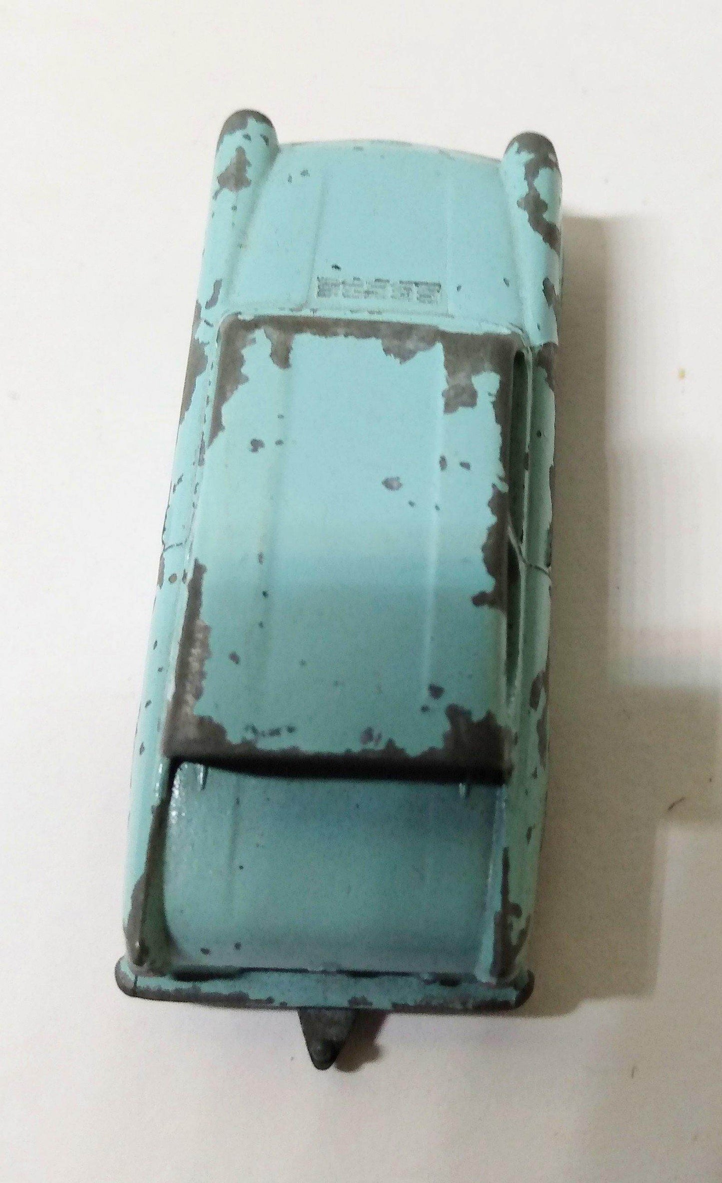 Lesney Matchbox  7 Ford Anglia Light Blue Silver Wheels England 1961 - TulipStuff
