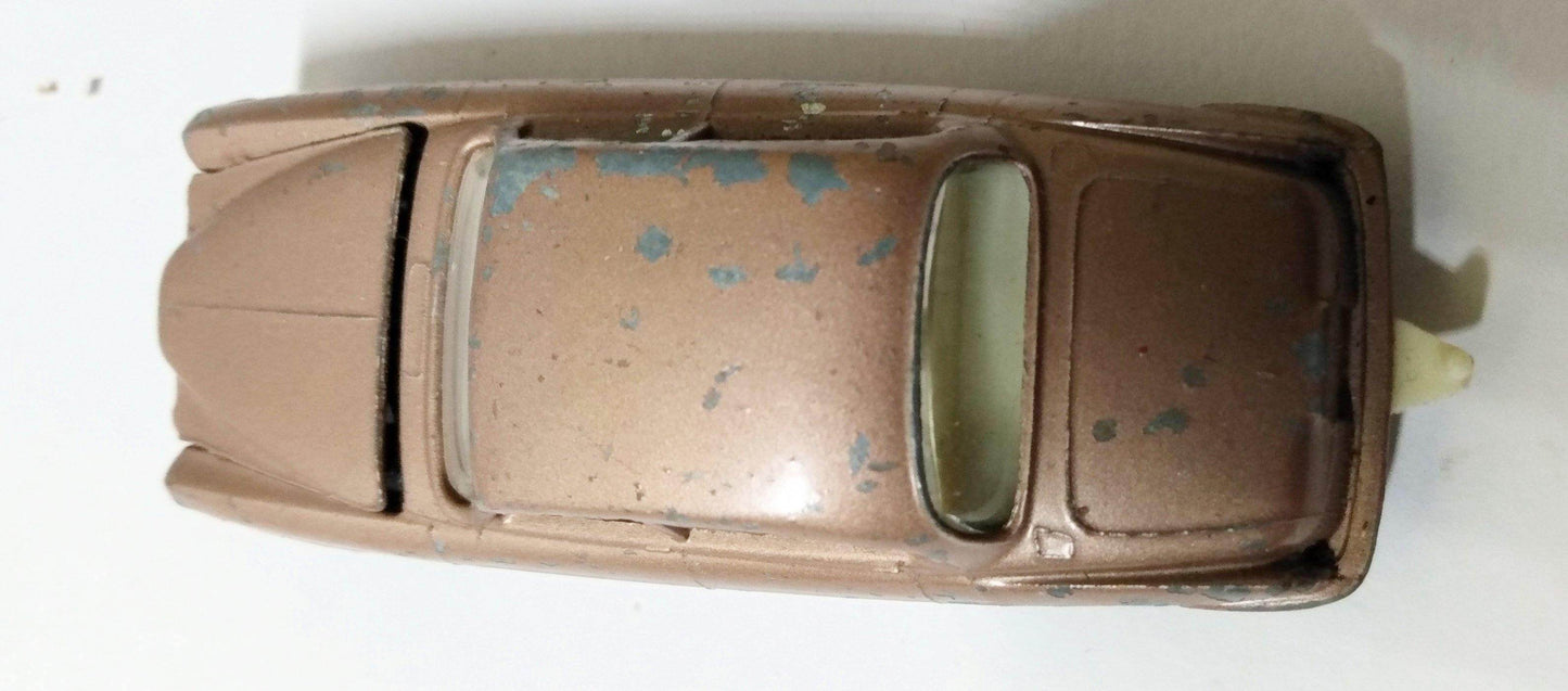 Lesney Matchbox 28 Jaguar Mk 10 Diecast Toy England 1964 - TulipStuff