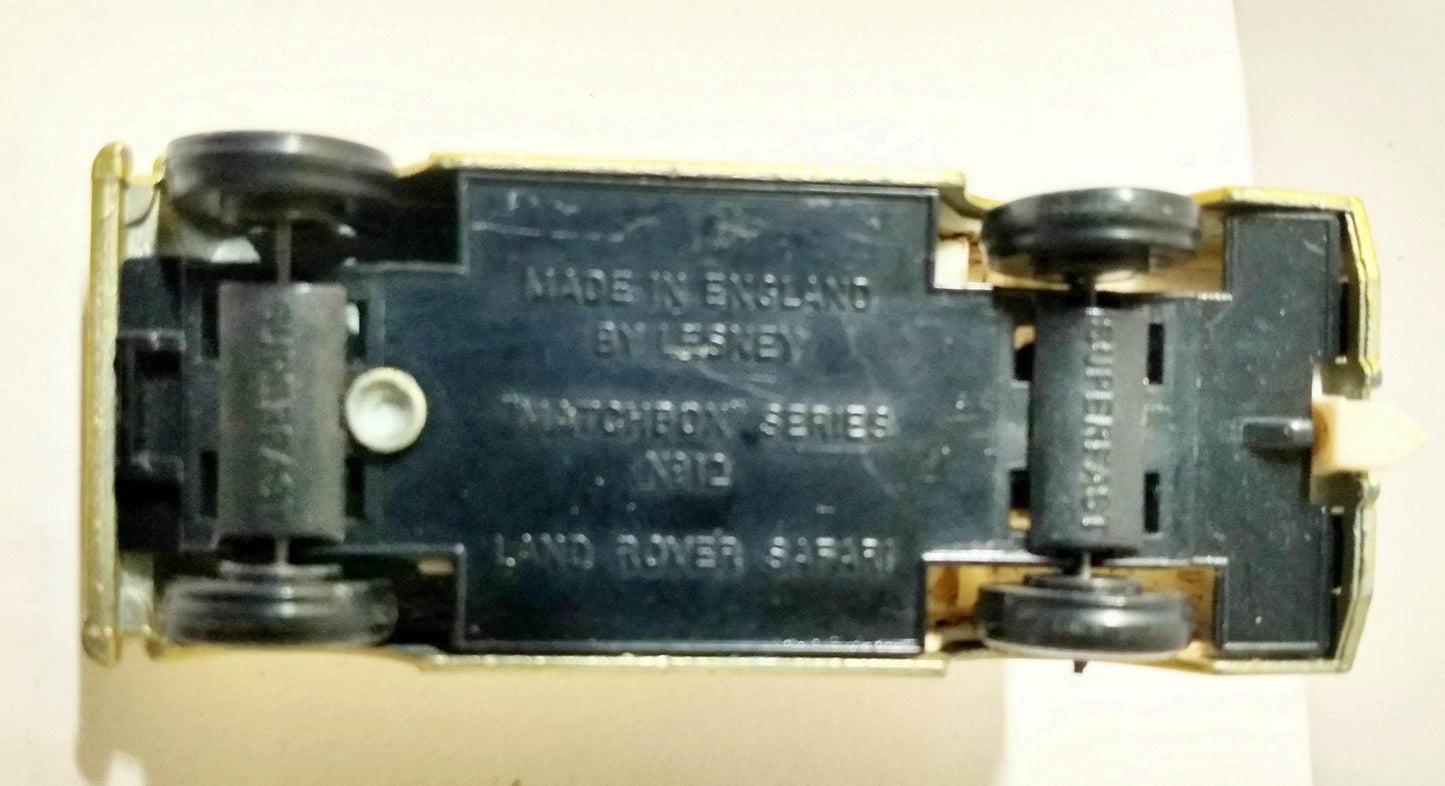 Lesney Matchbox 12 Land Rover Safari Superfast Wheels Made in England 1970 - TulipStuff