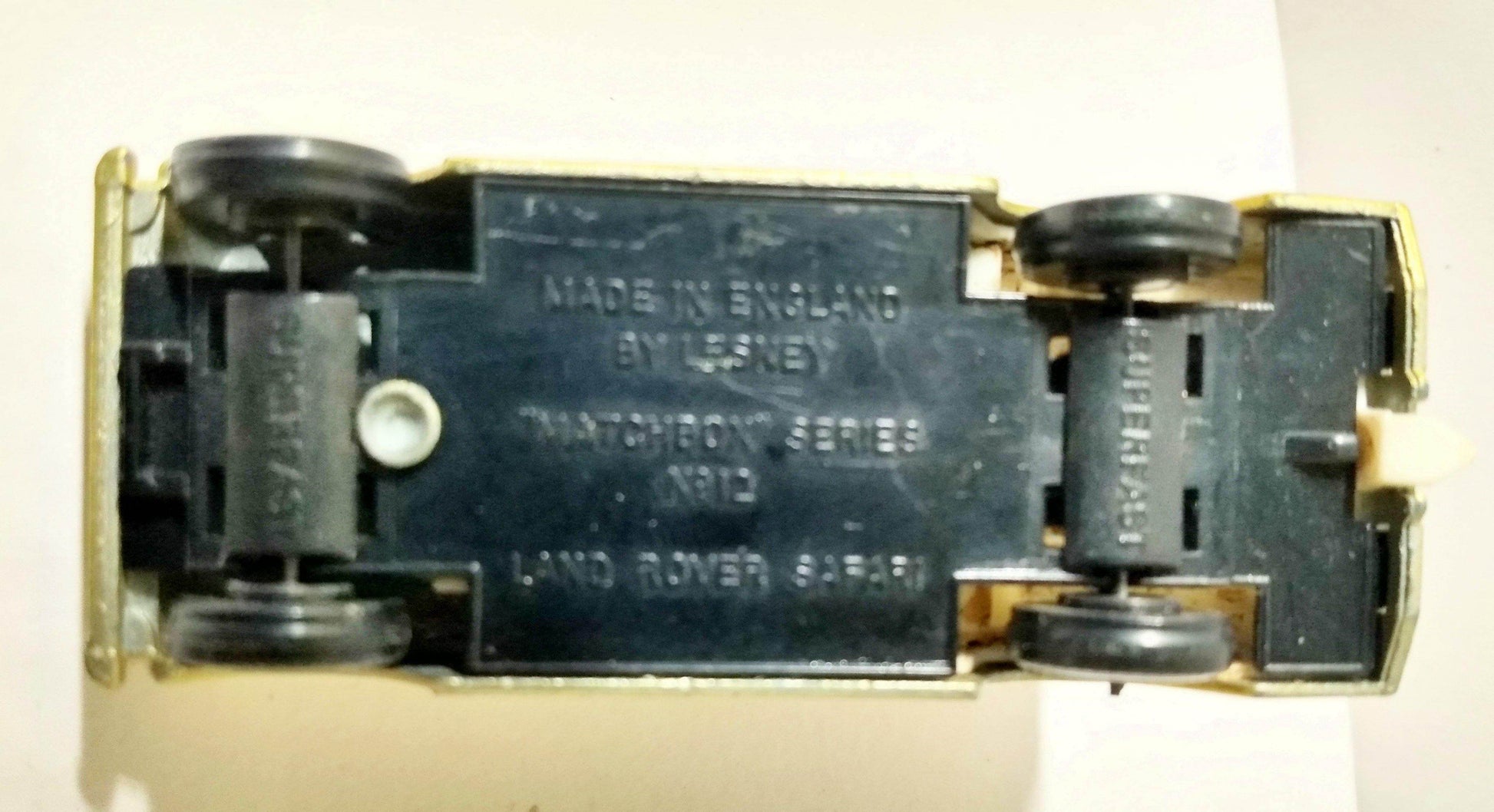 Lesney Matchbox 12 Land Rover Safari Superfast Wheels Made in England 1970 - TulipStuff