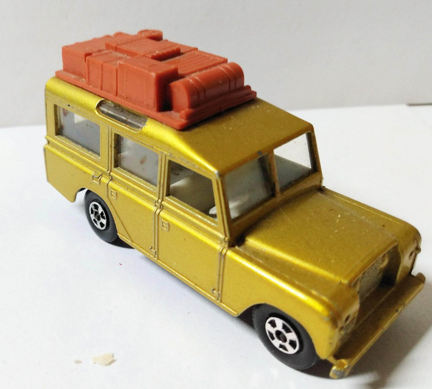 Lesney Matchbox 12 Land Rover Safari Superfast Wheels Made in England 1970 - TulipStuff
