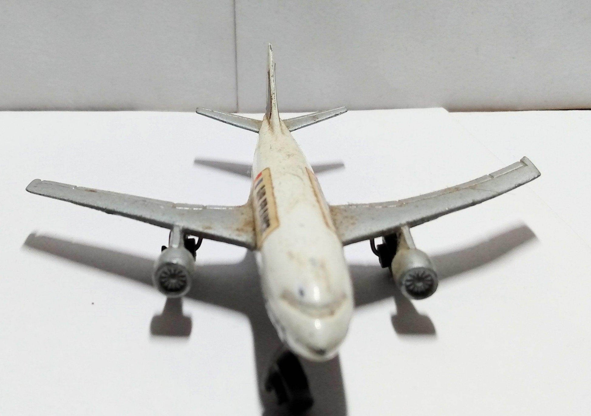 Lesney Matchbox Sky Busters SB3-A Air France Airbus A300B 1973 - TulipStuff