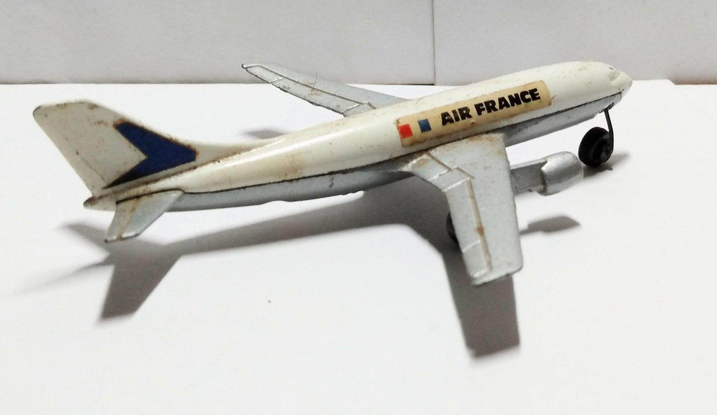 Lesney Matchbox Sky Busters SB3-A Air France Airbus A300B 1973 - TulipStuff