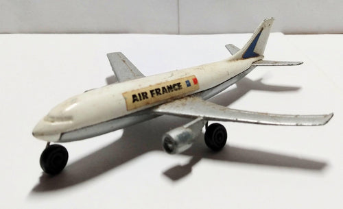 Lesney Matchbox Sky Busters SB3-A Air France Airbus A300B 1973 - TulipStuff