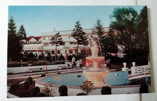Mount Airy Lodge Fountain And Gardens View Poconos Pennsylvania 1950's - TulipStuff